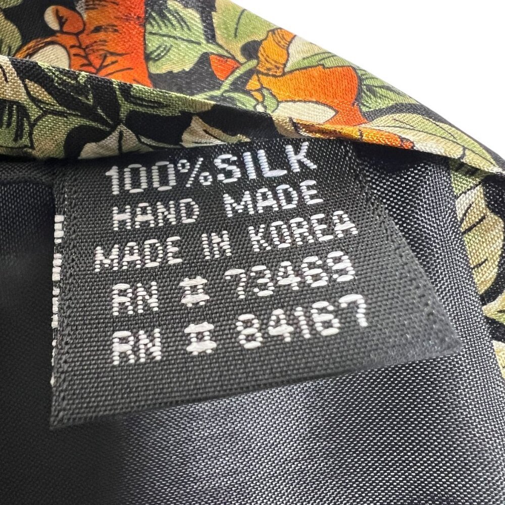 Vintage Disney World Mens Tigger in Jungle Leaves Green Orange Silk Pointed Tie - Picture 9 of 11